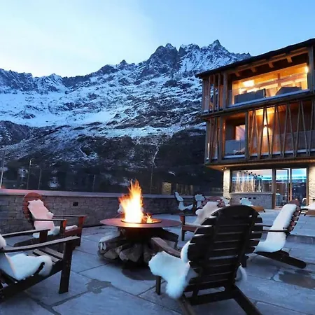 Splendid House - Up To 10 Guests Hébergement de vacances
